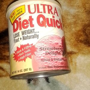 Hidden Compartment Ultra Diet Quick Strawberry Delight Container